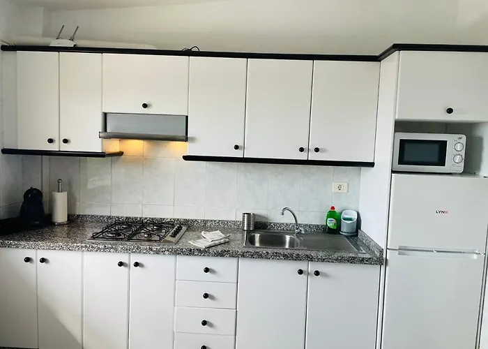 Apartamentos Azayara